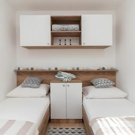 Mobile Sea Turtle * Pašman